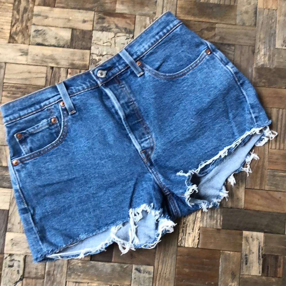 Levi’s 501 Denim Jean Cut Off Shorts